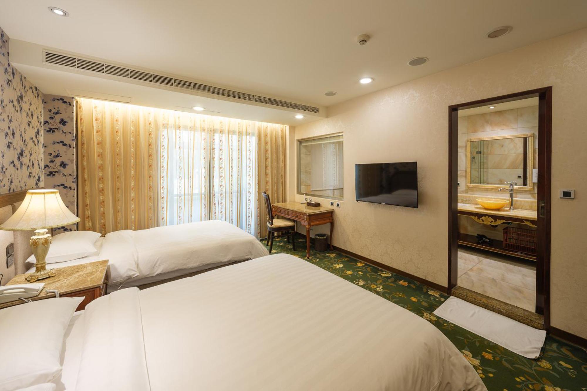 Grand Pleasure Spring Hotel Taipei Bagian luar foto
