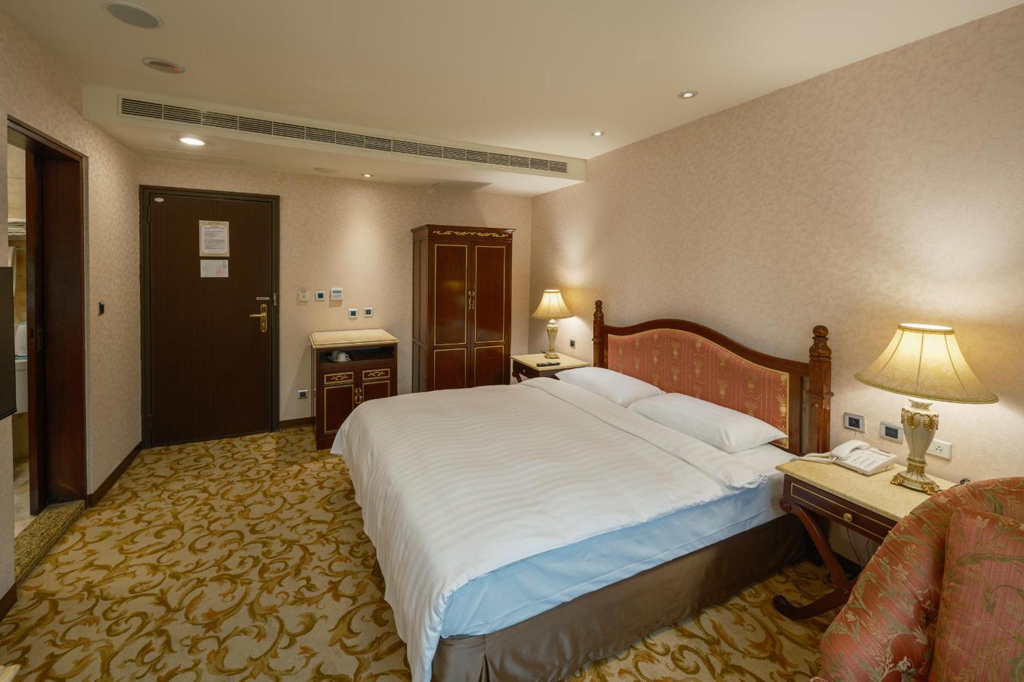 Grand Pleasure Spring Hotel Taipei Bagian luar foto